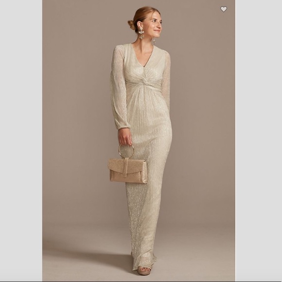 Adrianna Papell Dresses & Skirts - Adrianna Papell Balloon Sleeve Crinkle Metallic Dress with Twist